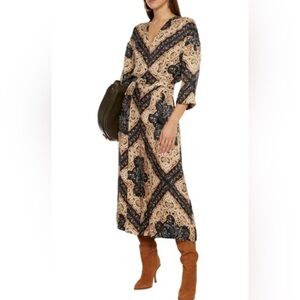 Elegant Bohemian Black and Cream Patterned Floral Dress. 34/XS/ 0P